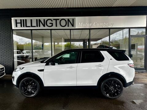 Land Rover Discovery Sport 2.0 TD4 HSE Black Auto 4WD Euro 6 (s/s) 5dr 9