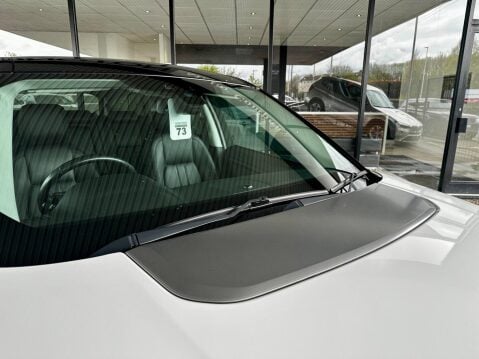 Land Rover Discovery Sport 2.0 TD4 HSE Black Auto 4WD Euro 6 (s/s) 5dr 27
