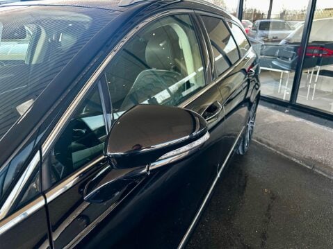 Ford Mondeo 2.0T EcoBoost Vignale Auto Euro 6 (s/s) 5dr 23