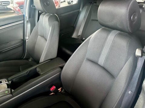 Honda Civic 1.0 VTEC Turbo SR Euro 6 (s/s) 5dr 26
