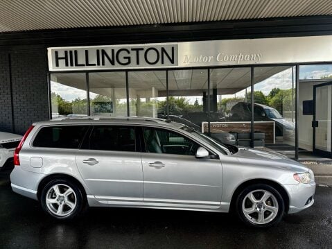 Volvo V70 2.4 D5 SE Lux Geartronic Euro 5 5dr 11