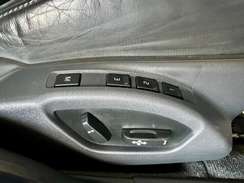 Volvo V70 2.4 D5 SE Lux Geartronic Euro 5 5dr 26