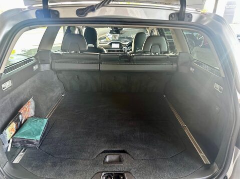 Volvo V70 2.4 D5 SE Lux Geartronic Euro 5 5dr 34