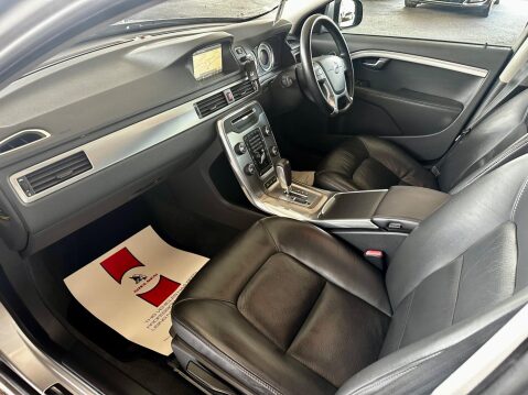 Volvo V70 2.4 D5 SE Lux Geartronic Euro 5 5dr 37