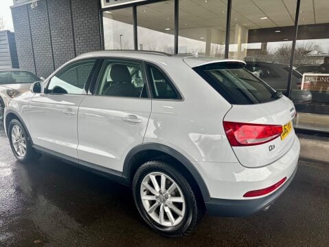 Audi Q3 2.0 TDI SE quattro Euro 5 (s/s) 5dr 9