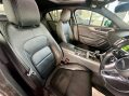 Jaguar XE 2.0 D180 R-Dynamic SE Auto Euro 6 (s/s) 4dr 34