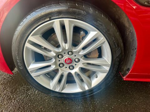 Jaguar XE 2.0 D180 R-Dynamic SE Auto Euro 6 (s/s) 4dr 24