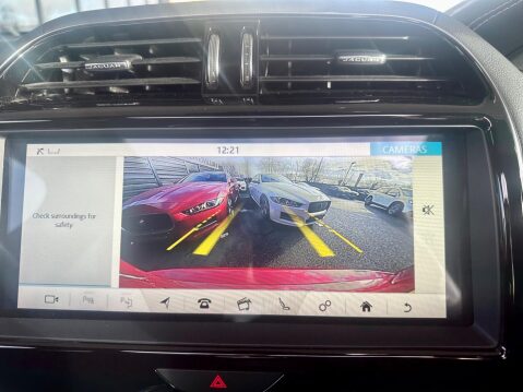 Jaguar XE 2.0 D180 R-Dynamic SE Auto Euro 6 (s/s) 4dr 39