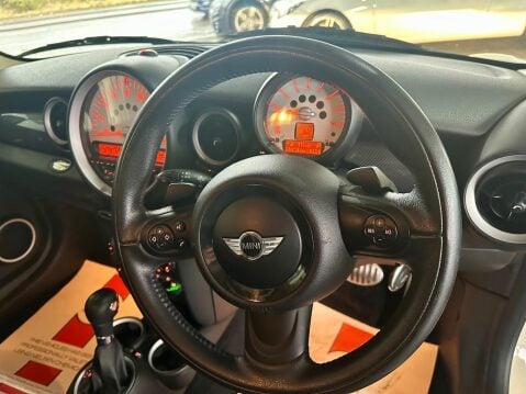 Mini Hatch 1.6 Cooper S Steptronic Euro 5 3dr 40