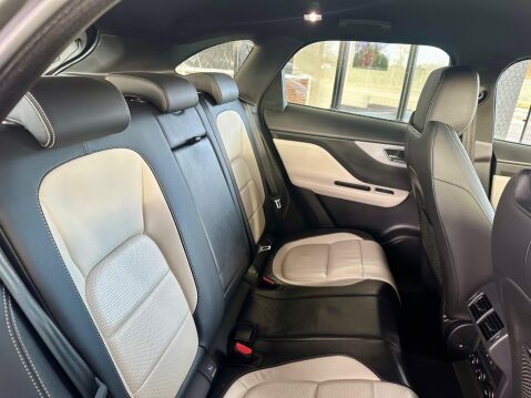 Jaguar F-Pace 2.0 D180 R-Sport Auto AWD Euro 6 (s/s) 5dr 32