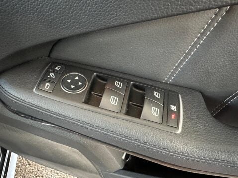 Mercedes-Benz E Class 2.1 E250 CDI SE G-Tronic+ Euro 5 (s/s) 5dr 32