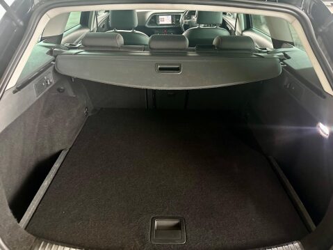 SEAT Leon 2.0 TDI FR Sport Tourer DSG Euro 6 (s/s) 5dr 28