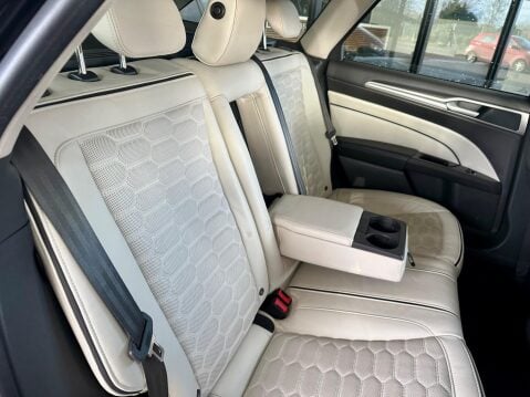 Ford Mondeo 2.0 TDCi Vignale Powershift Euro 6 (s/s) 5dr 29