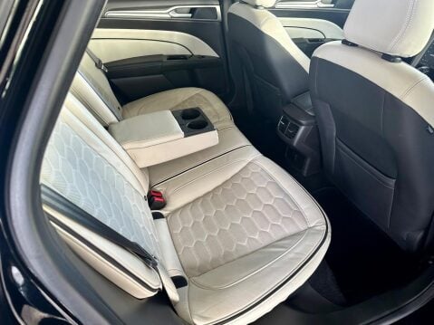 Ford Mondeo 2.0 TDCi Vignale Powershift Euro 6 (s/s) 5dr 30