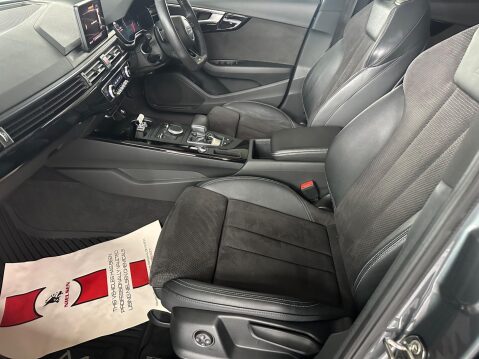 Audi A4 2.0 TFSI Black Edition S Tronic Euro 6 (s/s) 5dr 31