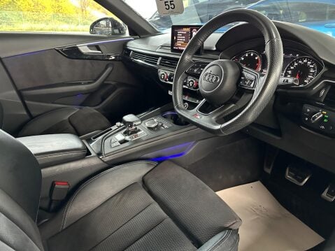 Audi A4 2.0 TFSI Black Edition S Tronic Euro 6 (s/s) 5dr 28