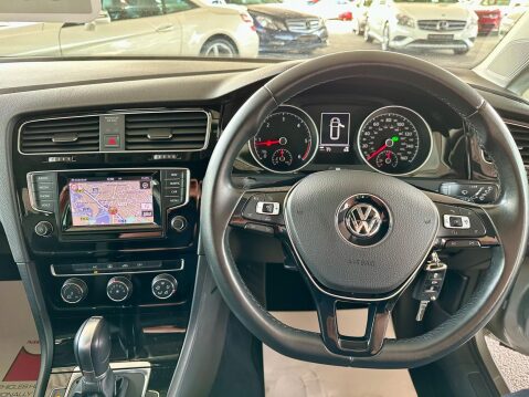 Volkswagen Golf 2.0 TDI BlueMotion Tech GT DSG Euro 5 (s/s) 5dr 26