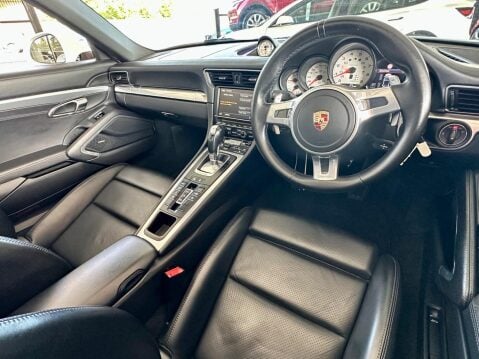Porsche 911 3.8 991 Carrera 4S PDK 4WD Euro 5 (s/s) 2dr 30