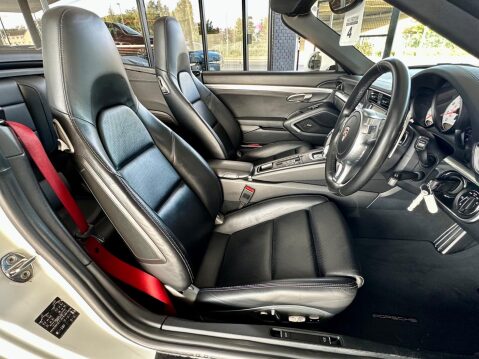 Porsche 911 3.8 991 Carrera 4S PDK 4WD Euro 5 (s/s) 2dr 31