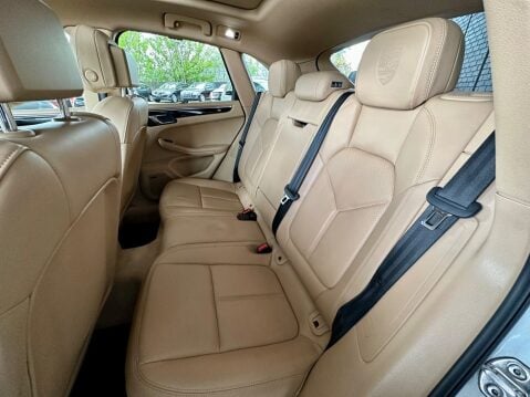 Porsche Macan 3.0 V6 S PDK 4WD Euro 6 (s/s) 5dr 42
