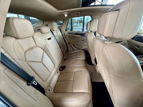 Porsche Macan 3.0 V6 S PDK 4WD Euro 6 (s/s) 5dr 28