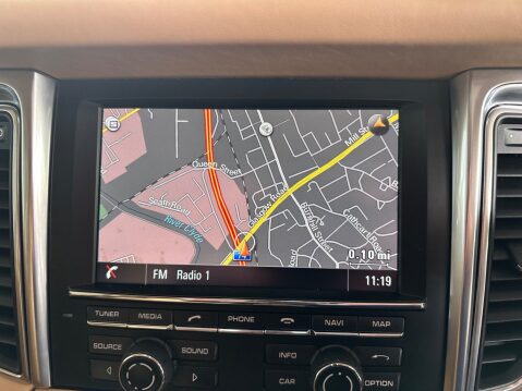 Porsche Macan 3.0 V6 S PDK 4WD Euro 6 (s/s) 5dr 46