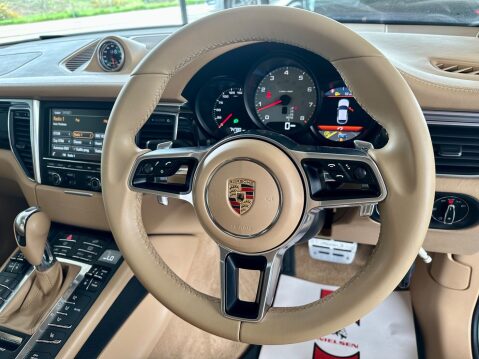 Porsche Macan 3.0 V6 S PDK 4WD Euro 6 (s/s) 5dr 34
