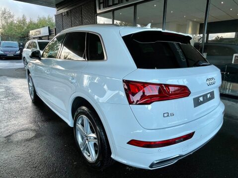 Audi Q5 2.0 TDI S line S Tronic quattro Euro 6 (s/s) 5dr 8