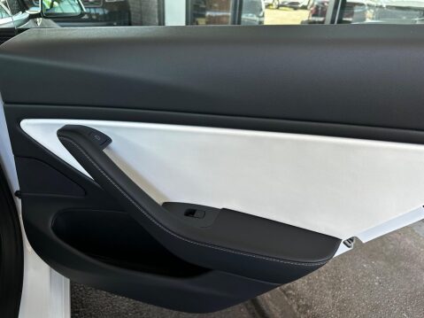 Tesla Model 3 (Dual Motor) Long Range Auto 4WDE 4dr 64