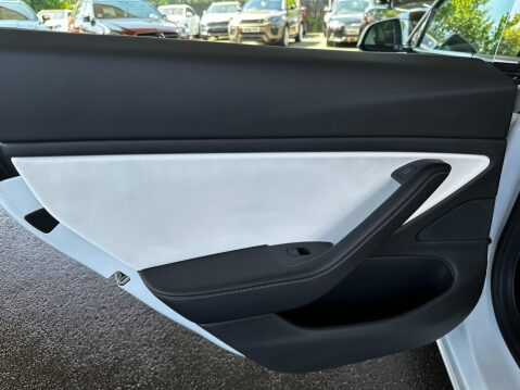 Tesla Model 3 (Dual Motor) Long Range Auto 4WDE 4dr 65