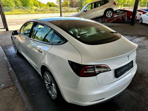 Tesla Model 3 (Dual Motor) Long Range Auto 4WDE 4dr 7