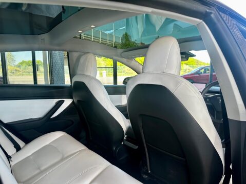 Tesla Model 3 (Dual Motor) Long Range Auto 4WDE 4dr 49