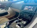 Jaguar XJ 3.0d V6 Premium Luxury Auto Euro 6 (s/s) 4dr 33