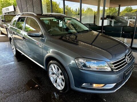 Volkswagen Passat 2.0 TDI BlueMotion Tech Alltrack DSG 4Motion Euro 5 (s/s) 5dr 6