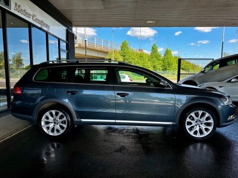 Volkswagen Passat 2.0 TDI BlueMotion Tech Alltrack DSG 4Motion Euro 5 (s/s) 5dr 24
