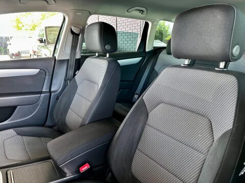 Volkswagen Passat 2.0 TDI BlueMotion Tech Alltrack DSG 4Motion Euro 5 (s/s) 5dr 33