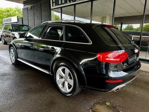 Audi A4 Allroad 2.0 TDI S Tronic quattro Euro 5 (s/s) 5dr 4
