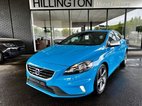 Volvo V40 2.0 T2 R-Design Nav Euro 6 (s/s) 5dr 9
