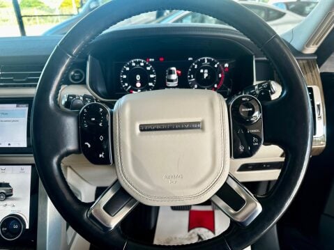 Land Rover Range Rover 4.4 SD V8 Vogue SE Auto 4WD Euro 6 (s/s) 5dr 55