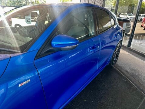 Ford Focus 2.0 EcoBlue ST-Line X Euro 6 (s/s) 5dr 25