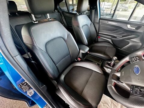 Ford Focus 2.0 EcoBlue ST-Line X Euro 6 (s/s) 5dr 35
