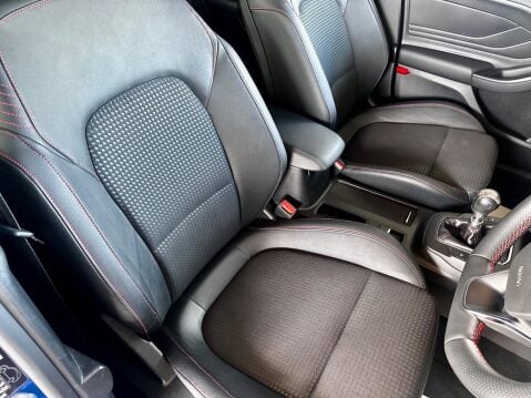 Ford Focus 2.0 EcoBlue ST-Line X Euro 6 (s/s) 5dr 36