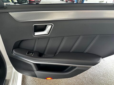 Mercedes-Benz E Class 2.1 E220 BlueTEC AMG Night Edition (Premium) G-Tronic+ Euro 6 (s/s) 5dr 34