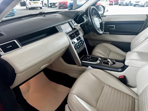 Land Rover Discovery Sport 2.0 TD4 HSE Luxury Auto 4WD Euro 6 (s/s) 5dr 25