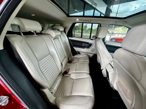 Land Rover Discovery Sport 2.0 TD4 HSE Luxury Auto 4WD Euro 6 (s/s) 5dr 32