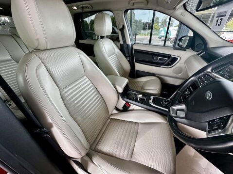 Land Rover Discovery Sport 2.0 TD4 HSE Luxury Auto 4WD Euro 6 (s/s) 5dr 38