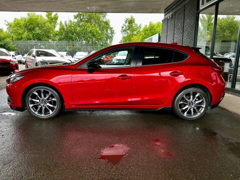 Mazda 3 2.0 SKYACTIV-G Sport Black Euro 6 (s/s) 5dr 17