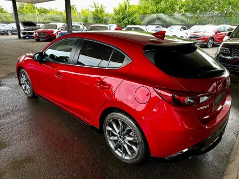 Mazda 3 2.0 SKYACTIV-G Sport Black Euro 6 (s/s) 5dr 11