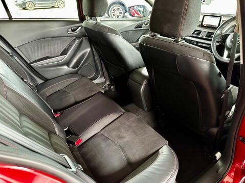 Mazda 3 2.0 SKYACTIV-G Sport Black Euro 6 (s/s) 5dr 27