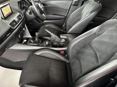 Mazda 3 2.0 SKYACTIV-G Sport Black Euro 6 (s/s) 5dr 31